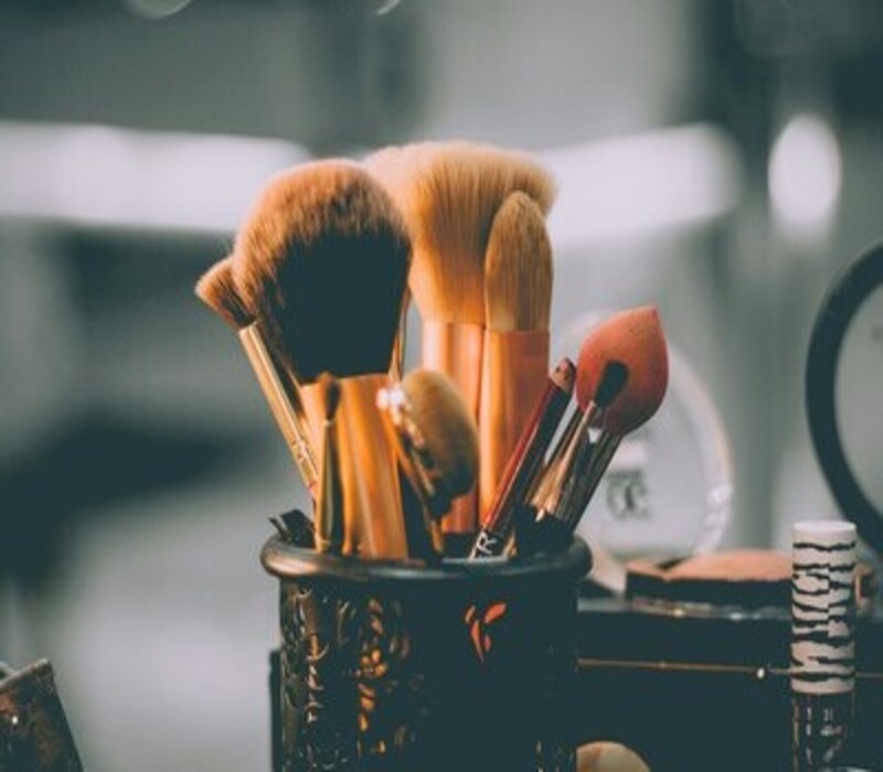 Về 14 Cosmetics