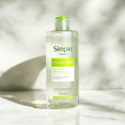 Nước tẩy trang Simple